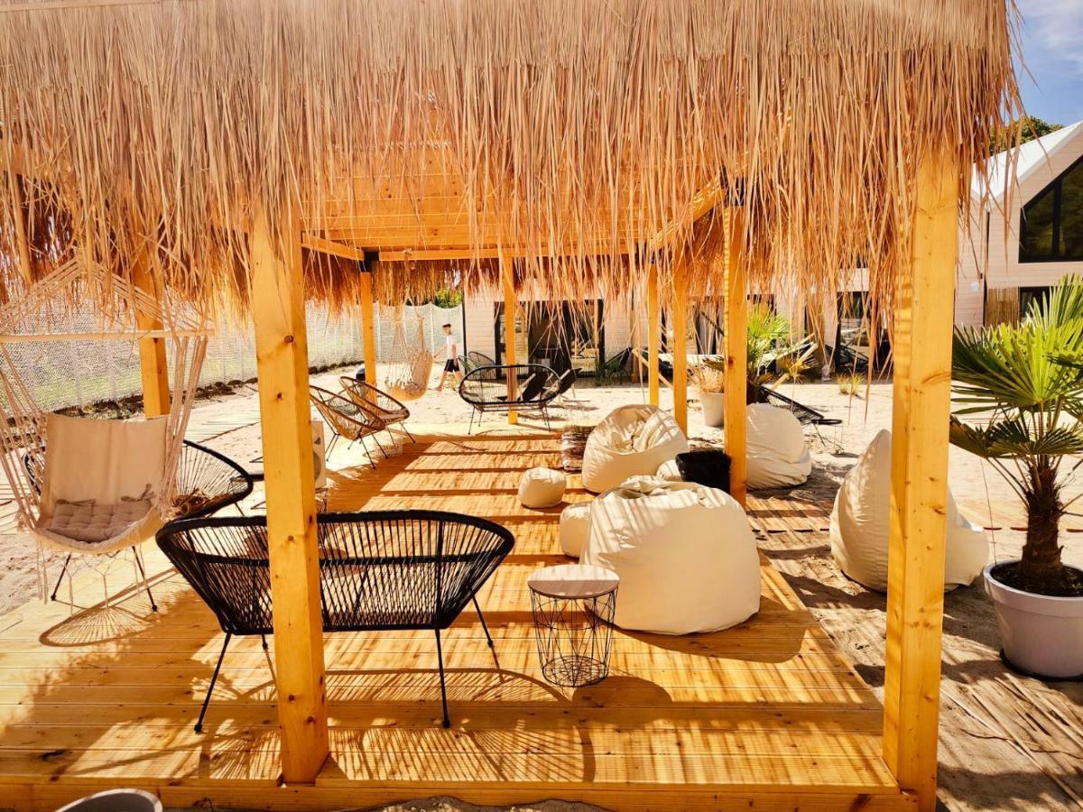 Lulu Holiday Resort Domki Z Podgrzewanym Basenem Mielno  Zewnętrze zdjęcie