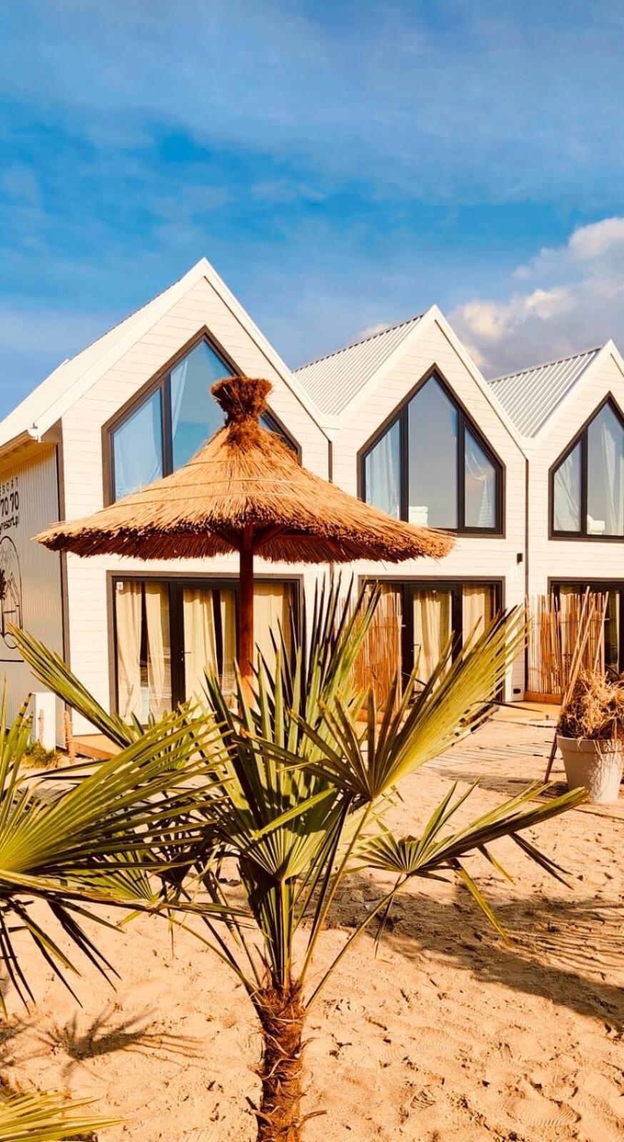 Lulu Holiday Resort Domki Z Podgrzewanym Basenem Mielno  Zewnętrze zdjęcie